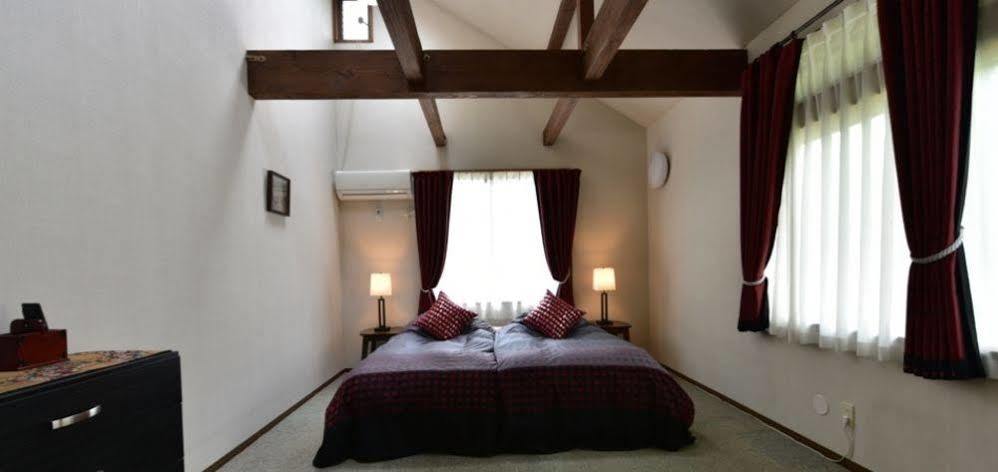 Backcountry Lodge Хакуба Екстериор снимка